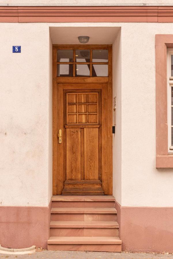 Designer Unterkunft In 15. Jahrhundert Altbau 75 M² Fuer Max. 4 Personen Apartman Eltville am Rhein Kültér fotó