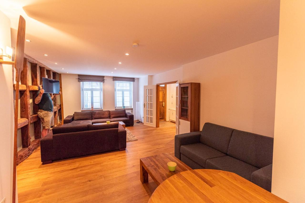 Designer Unterkunft In 15. Jahrhundert Altbau 75 M² Fuer Max. 4 Personen Apartman Eltville am Rhein Kültér fotó