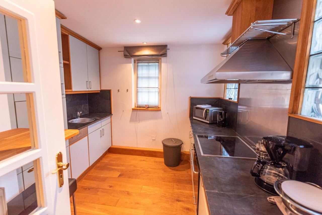 Designer Unterkunft In 15. Jahrhundert Altbau 75 M² Fuer Max. 4 Personen Apartman Eltville am Rhein Kültér fotó
