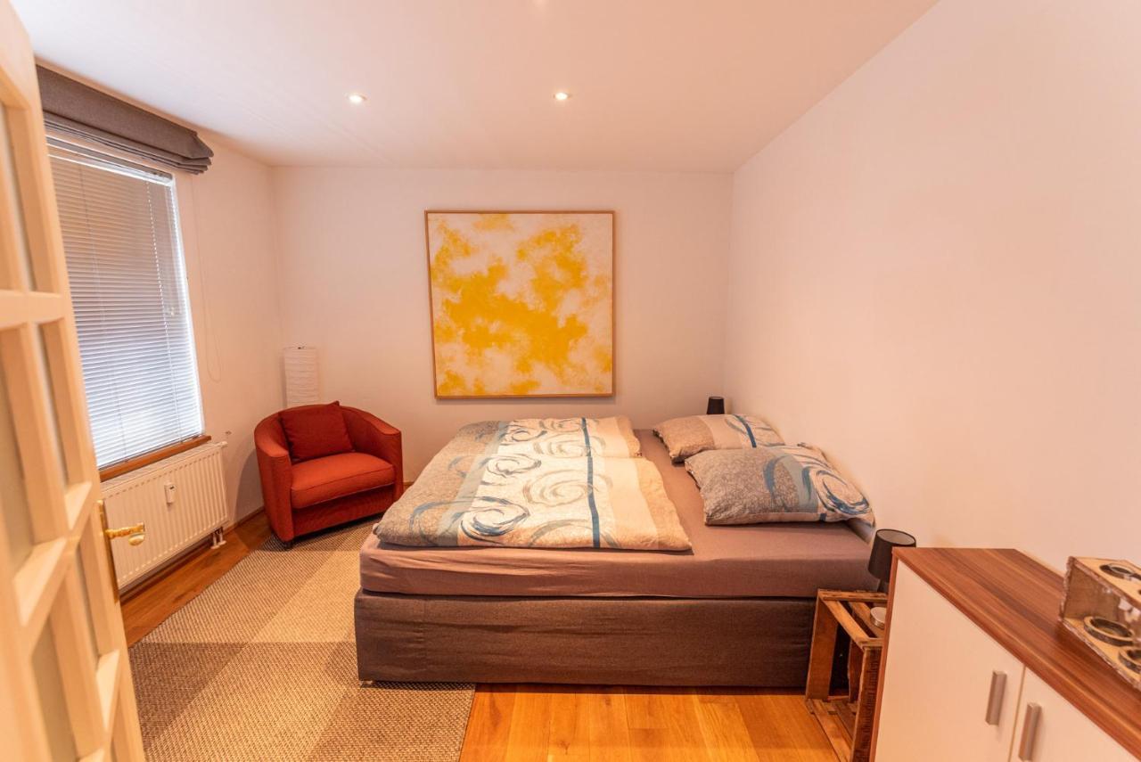 Designer Unterkunft In 15. Jahrhundert Altbau 75 M² Fuer Max. 4 Personen Apartman Eltville am Rhein Kültér fotó