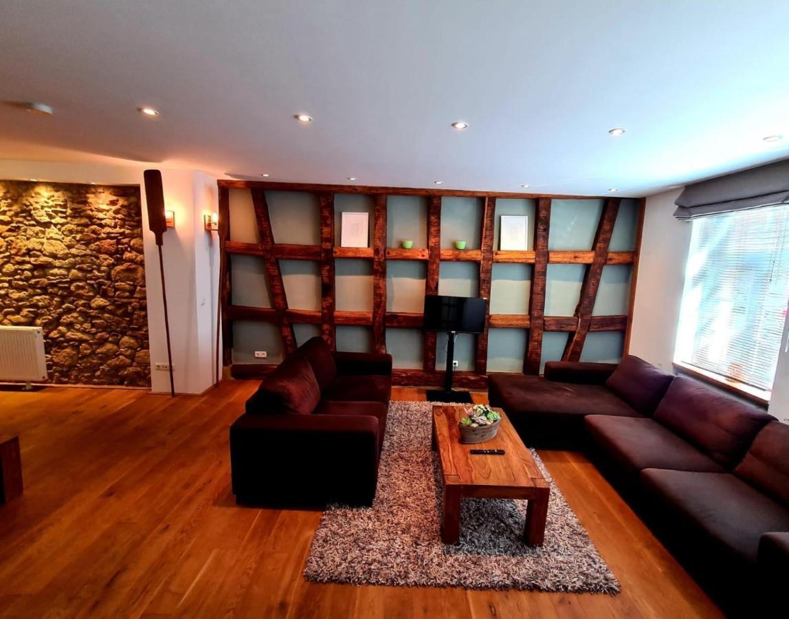 Designer Unterkunft In 15. Jahrhundert Altbau 75 M² Fuer Max. 4 Personen Apartman Eltville am Rhein Kültér fotó